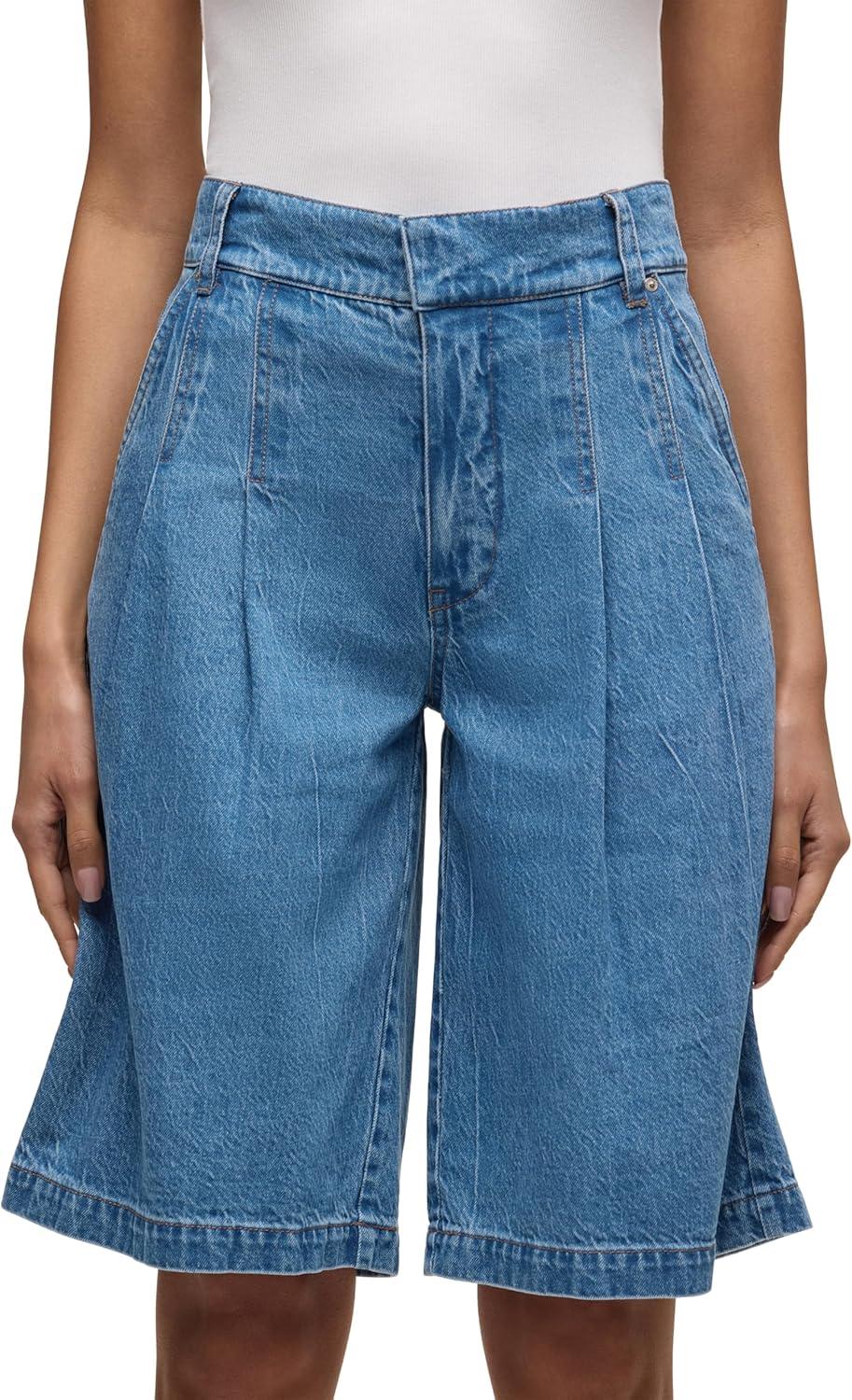 imageHUDSON Womens Clean Front Pleated Bermuda ShortElm